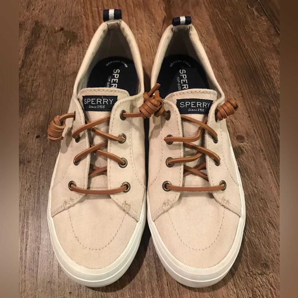 Sperry Women’s Crest Vibe Sneaker - Size 8